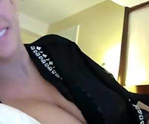 Blonde Webcam Girl Has Great Tits