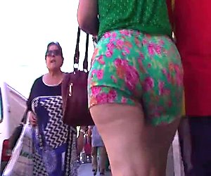 candid big asses from GLUTEUS DIVINUS