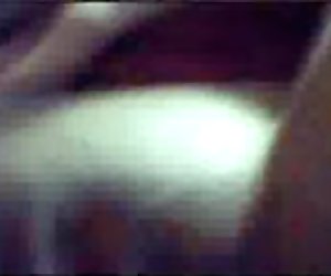 Adolescente pollastrella in webcam