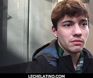 حار اللاتينية مراحبشيش موان بصوت عال عند الحصول على مارس الجنس في مشعر مؤخرة - Lechelatino.com